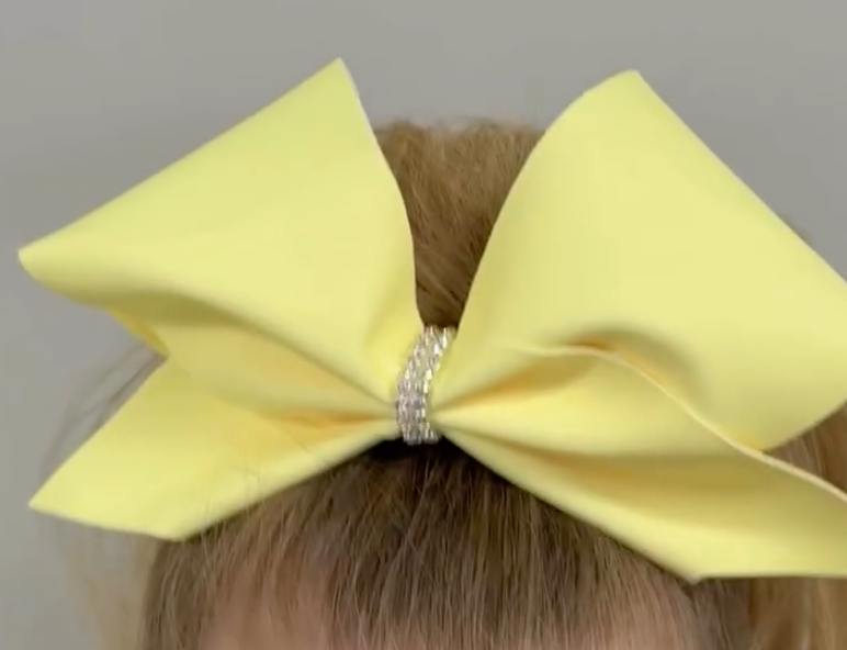 2025 Club competition bows