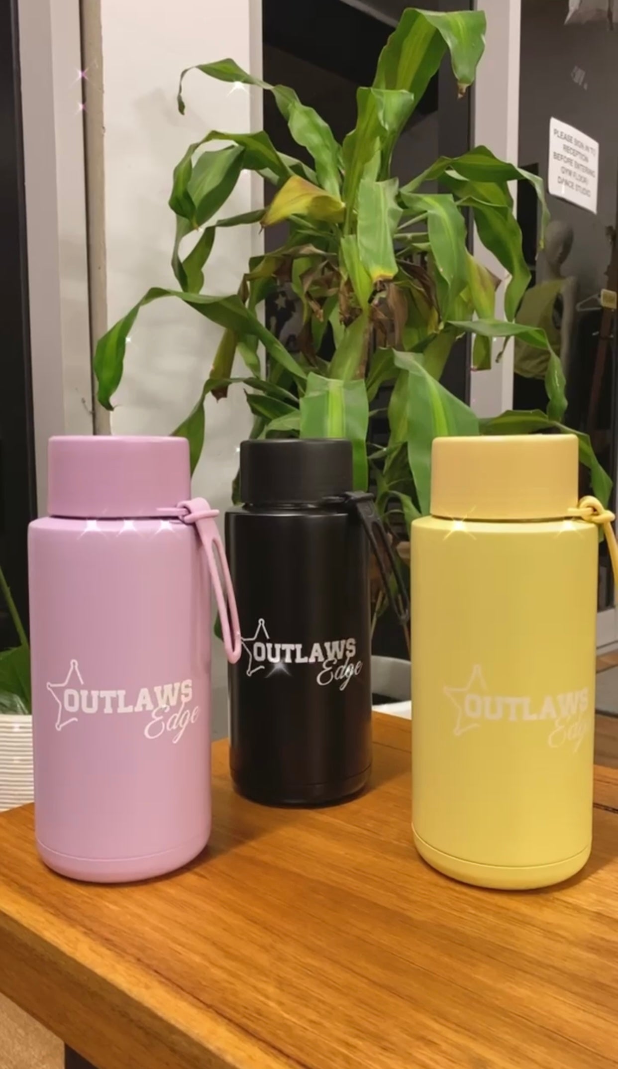 Frank Green X Outlaws Edge 1L Ceramic Water Bottle